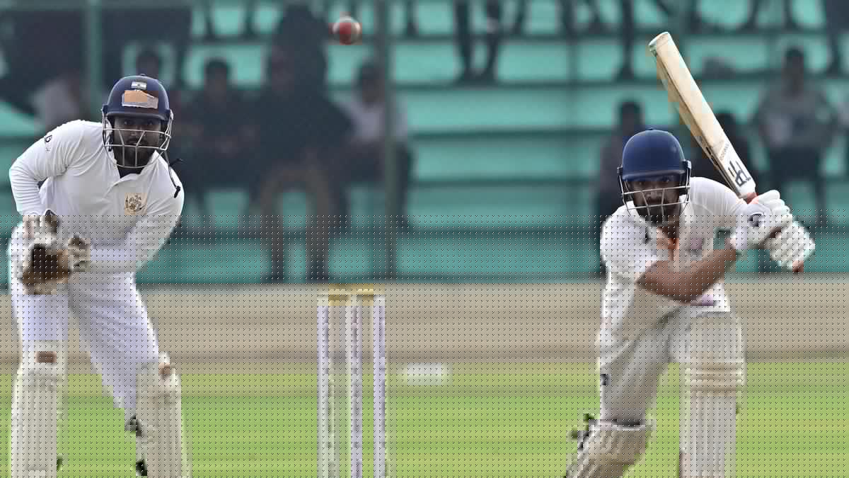 Placar final ao vivo do Troféu Karnataka x Jammu e Caxemira Ranji, Dia 3: J&K 543/8 - Prasidh escolhe fifer, dispensa Abid e Nabi