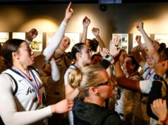 Playoffs de basquete do CCS: resultados do campeonato de sexta-feira, programação de sábado Playoffs de basquete do CCS: resultados do campeonato de sexta-feira, programação de sábado