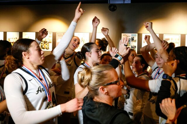 Playoffs de basquete do CCS: resultados do campeonato de sexta-feira, programação de sábado
