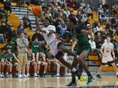 Playoffs de basquete masculino do NCS 2026: O que saber após a reunião de classificação de domingo Elias Obenyah (2), do Salesiano, ultrapassou St. Joseph's Julius Price (1) no primeiro quarto do jogo no Napa Valley College, em Napa, Califórnia, no sábado, 24 de janeiro de 2026. (Jose Carlos Fajardo/Bay Area News Group)