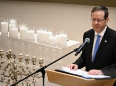 Polícia concedeu poderes extras antes da visita do presidente israelense a Melbourne Polícia concedeu poderes extras antes da visita do presidente israelense a Melbourne