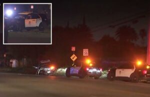 Policiais de Los Angeles lutando por suas vidas após acidente de terror perseguindo suposto motorista bêbado SUV do Departamento de Polícia de Los Angeles danificado na lateral após um acidente de perseguição à noite.