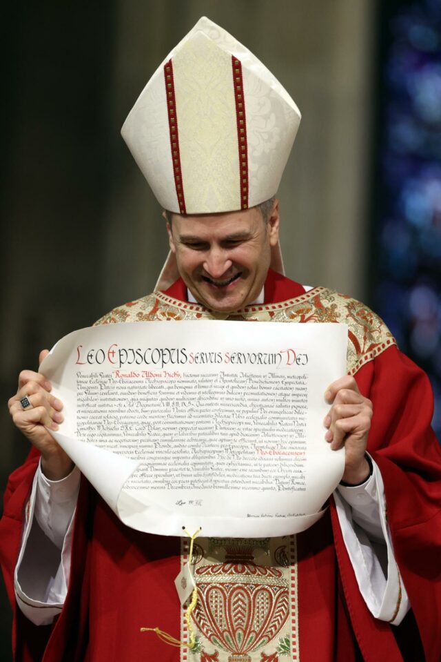 Por dentro dos fascinantes rituais da instalação do arcebispo de NY
