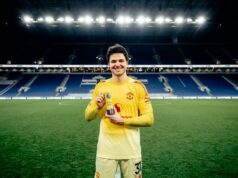 Por que Senne Lammens acha que o estilo de jogo de Manuel Neuer combina mais com ele do que com Thibaut Courtois Por que Senne Lammens acha que o estilo de jogo de Manuel Neuer combina mais com ele do que com Thibaut Courtois