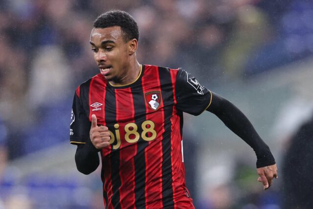 Por que a mudança do Man Utd para Senne Lammens pode ter repercussões no interesse de Eli Junior Kroupi
