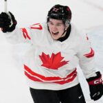 Por que os Warriors estão torcendo por Macklin Celebrini antes da disputa pela medalha de ouro olímpica EUA-Canadá: 'Aquele garoto é simplesmente irreal'