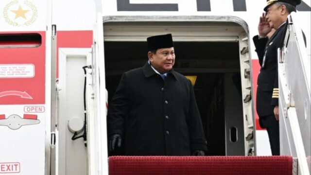 Prabowo participará hoje da primeira reunião do Conselho de Paz e assinará tarifas comerciais entre a Indonésia e os EUA
