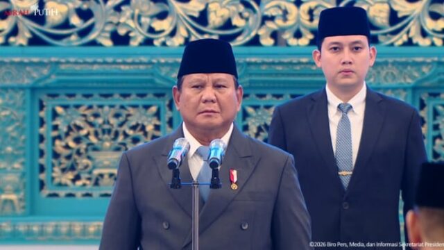 Prabowo reúne líderes do TNI-Polri no palácio
