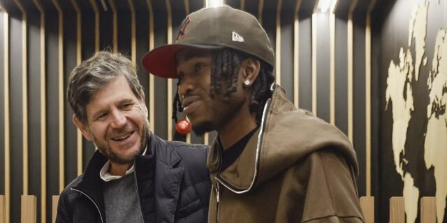 Prazo de transferência Dia AO VIVO: Por que o defensor de £ 60 milhões está REJEITANDO o Chelsea pelo Liverpool, o Arsenal entra no mercado no último minuto e o Crystal Palace enfrenta £ 85 milhões por dia - todos os negócios à medida que acontecem
