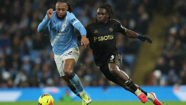 Premier League: Semenyo e Haaland marcam na vitória do Manchester City sobre o Fulham por 3 a 0 e se aproximam do Arsenal
