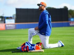 Prevê-se que o Mets terá um recorde melhor este ano, após a reformulação da offseason Prevê-se que o Mets terá um recorde melhor este ano, após a reformulação da offseason