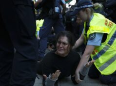 Primeiro-ministro e ministro da polícia falarão após violência em protesto em Sydney Primeiro-ministro e ministro da polícia falarão após violência em protesto em Sydney