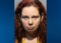 Professor do condado de Seminole acusado de relacionamento sexual com ex-aluno, dizem os registros Professor do condado de Seminole acusado de relacionamento sexual com ex-aluno, dizem os registros