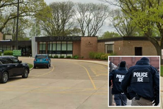 Professor pró-ICE West Chicago fala depois de perder a carreira por causa de uma postagem online de duas palavras
