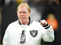 Proprietário dos Raiders revela grande influência na contratação de Klint Kubiak Alex Brasky