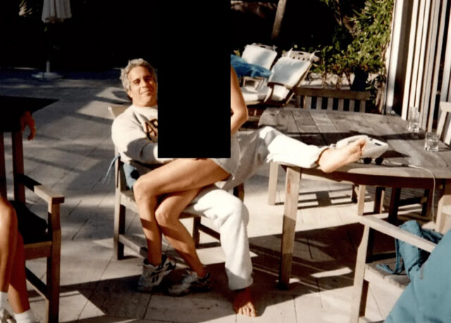 QUEBRANDO: Pam Bondi diz que o DOJ divulgou 'todos' os Yahoo news home