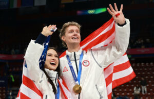 Quando Madison Chock e Evan Bates começaram a namorar? Por dentro do relacionamento dos atletas olímpicos Patinação Artística - Jogos Olímpicos de Inverno de Milano Cortina 2026: Dia 1