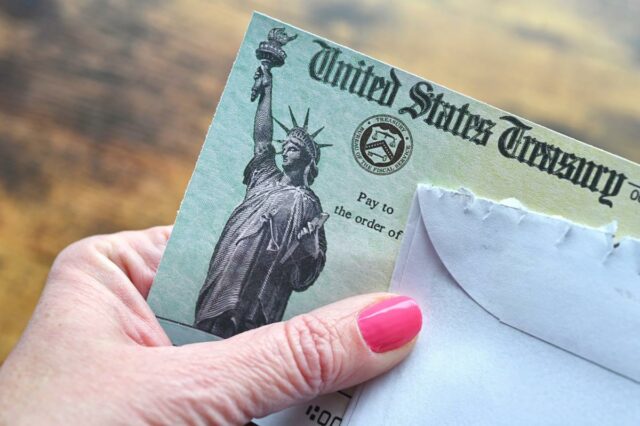 Quando esperar o reembolso do IRS – já que a Casa Branca projeta declarações fiscais médias US$ 1.000 mais altas
