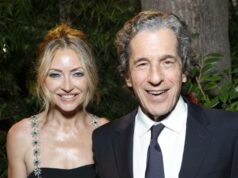 Quem é Peter Morton? O que saber sobre o namorado de Rebecca Gayheart Quem é Peter Morton O que saber sobre o bilionário de 78 anos flagrado beijando Rebecca Gayheart