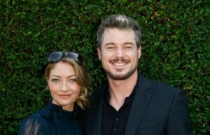Quem é Rebecca Gayheart? O que saber sobre a esposa de Eric Dane Rebecca Gayheart e Eric Dane durante o brunch anual do The Rape Treatment Center oferecido pelo elenco de Grey's Anatomy em uma residência privada em Beverly Hiils, Califórnia, Estados Unidos.