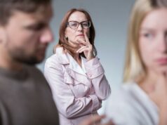 Querida Abby: A esposa de um amigo continua se intrometendo em meu relacionamento – e estou chegando ao limite Querida Abby: A esposa de um amigo continua se intrometendo em meu relacionamento - e estou chegando ao limite