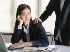 Querida Abby: Como faço para parar de atrair caras no trabalho? Querida Abby: Como faço para parar de atrair caras no trabalho?