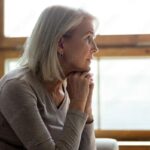 Querida Abby: Devo contar aos meus filhos os segredos do pai deles, agora que ele está morto?