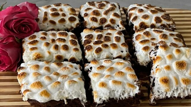 Receita: Faça esses deliciosos Brownies S'Mores para o Dia dos Receita: Faça esses deliciosos Brownies S'Mores para o Dia dos Namorados