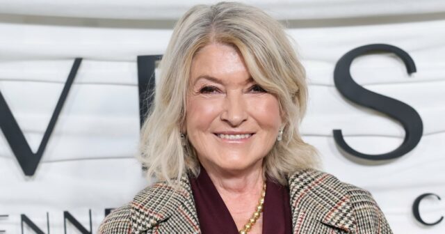 Recrie o Soft Smokey Eye de Martha Stewart com este LAS VEGAS, NEVADA - 07 DE AGOSTO: Martha Stewart fala durante uma conversa principal no Magic, Project and Sourcing no Magic Las Vegas no Las Vegas Convention Center em 07 de agosto de 2023 em Las Vegas, Nevada. (Foto de Gabe Ginsberg/Getty Images)