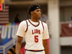 Recruta cinco estrelas do basquete de Nova York se compromete com a UNC Recruta cinco estrelas do basquete de Nova York se compromete com a UNC