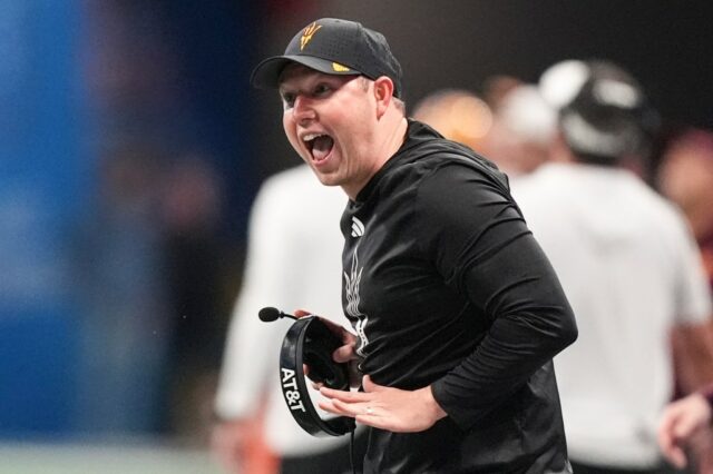 Recrutamento: As principais transferências defensivas para escolas legadas do Pac-12
