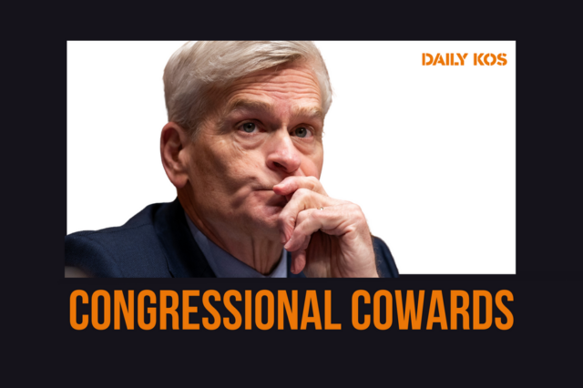 Republicanos escolhem a pior colina para morrer O deputado Buddy Carter fala durante uma prefeitura na Igreja Batista Bíblica em Savannah, Geórgia, quinta-feira, 10 de agosto de 2017. (Steve Bisson/Savannah Morning News via AP)