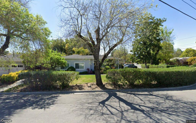 Avenida McCoy, 18724 - Google Street View