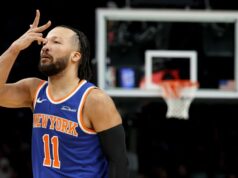 Resumo da NBA: Knicks empatam na classificação com o Celtics na vitória frente a frente lightbox-info