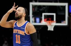 Resumo da NBA: Knicks empatam na classificação com o Celtics na vitória frente a frente lightbox-info