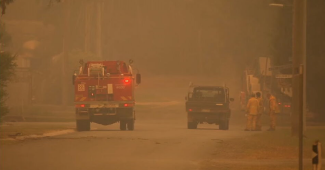 Vários estados do sudeste da Austrália estarão em alerta amanhã, pois as condições de calor e vento aumentam o perigo de incêndio.