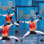 Os robôs na Gala do Ano Novo Chinês atuaram ao lado de várias crianças em uma apresentação que durou quase cinco minutos.