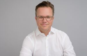 Roku nomeia Patrick Harris vice-presidente sênior de receita global de mídia Roku nomeia Patrick Harris vice-presidente sênior de receita global de mídia