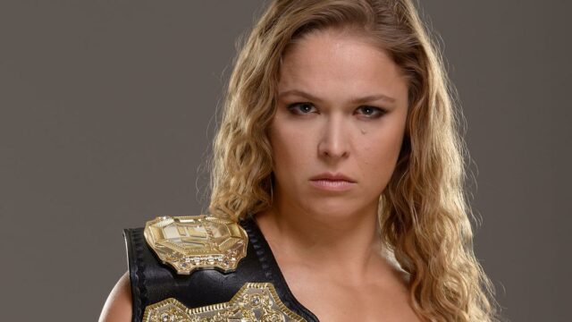 Ronda Rousey enfrentará Gina Carano no retorno ao MMA

