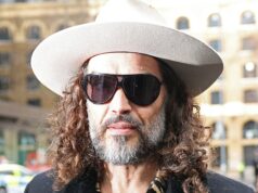 Russell Brand se declara inocente de acusações adicionais de estupro e agressão sexual marca russell getty 1