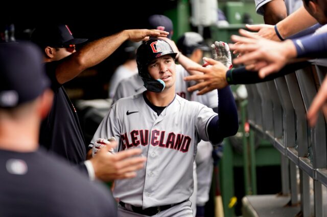 SF Giants contrata o outfielder Will Brennan para um contrato de um ano com a MLB
