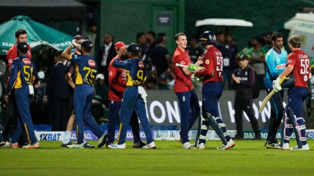 SL vs ENG Placar ao vivo, 3º T20I: Inglaterra vence o sorteio e decide rebater; Duckett substitui Salt no jogo XI
