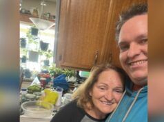 Sask. Homem luta contra alces famintos com punhos, pá e balas para salvar sua mãe Ícone de conversão de texto em fala