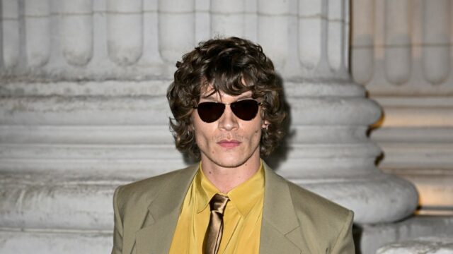 'Saturday Night Live' define estrela de 'Heated Rivalry' Connor Storrie como próximo apresentador
