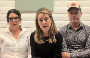 Savannah Guthrie implora pela libertação da mãe e aborda resgate em vídeo choroso de irmãos: ‘Estamos prontos para conversar’ Savannah Guthrie e sua mãe Nancy Guthrie