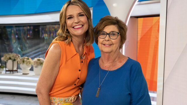 Savannah Guthrie não está em 'Hoje' em meio à busca Savannah Guthrie não está em 'Hoje' em meio à busca pela mãe desaparecida, dá declaração aos co-apresentadores: 'Nosso foco permanece no retorno seguro de nossa querida mãe'