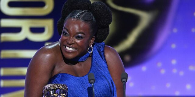 Sean Penn e Wunmi Mosaku coroaram vencedores do BAFTA com o início da cerimônia repleta de estrelas: atualizações ao vivo
