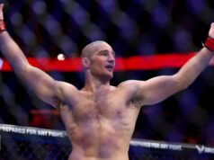 Sean Strickland encerra sequência de vitórias de Anthony Hernandez com vitória por nocaute técnico Sean Strickland e Anthony Hernandez em ação.