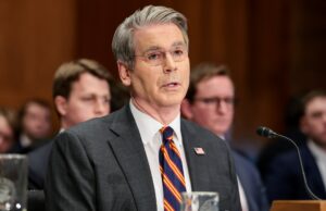 Secretário do Tesouro dos EUA se recusa a descartar futuros processos judiciais do Federal Reserve Os senadores Elizabeth Warren e Tim Scott em um painel do Congresso