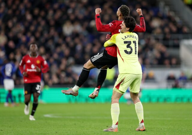 Senne Lammens adorou o que o companheiro de equipe do Man Utd fez antes do vencedor de Benjamin Sesko, sua reação diz tudo
